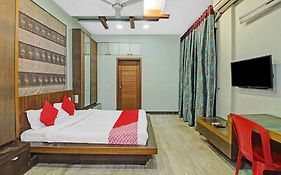 Hotel O Kalkaji Delhi