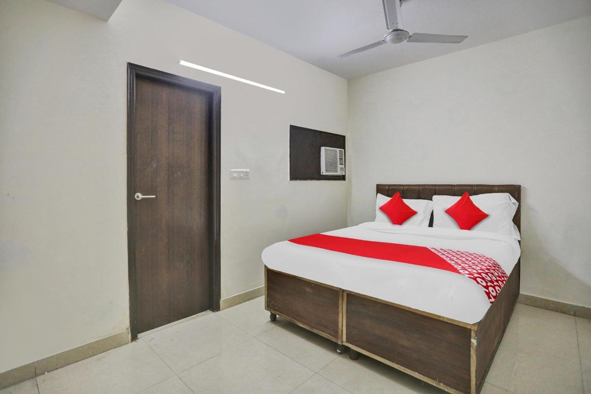 Hotel O Kalkaji Delhi New Delhi Exterior photo