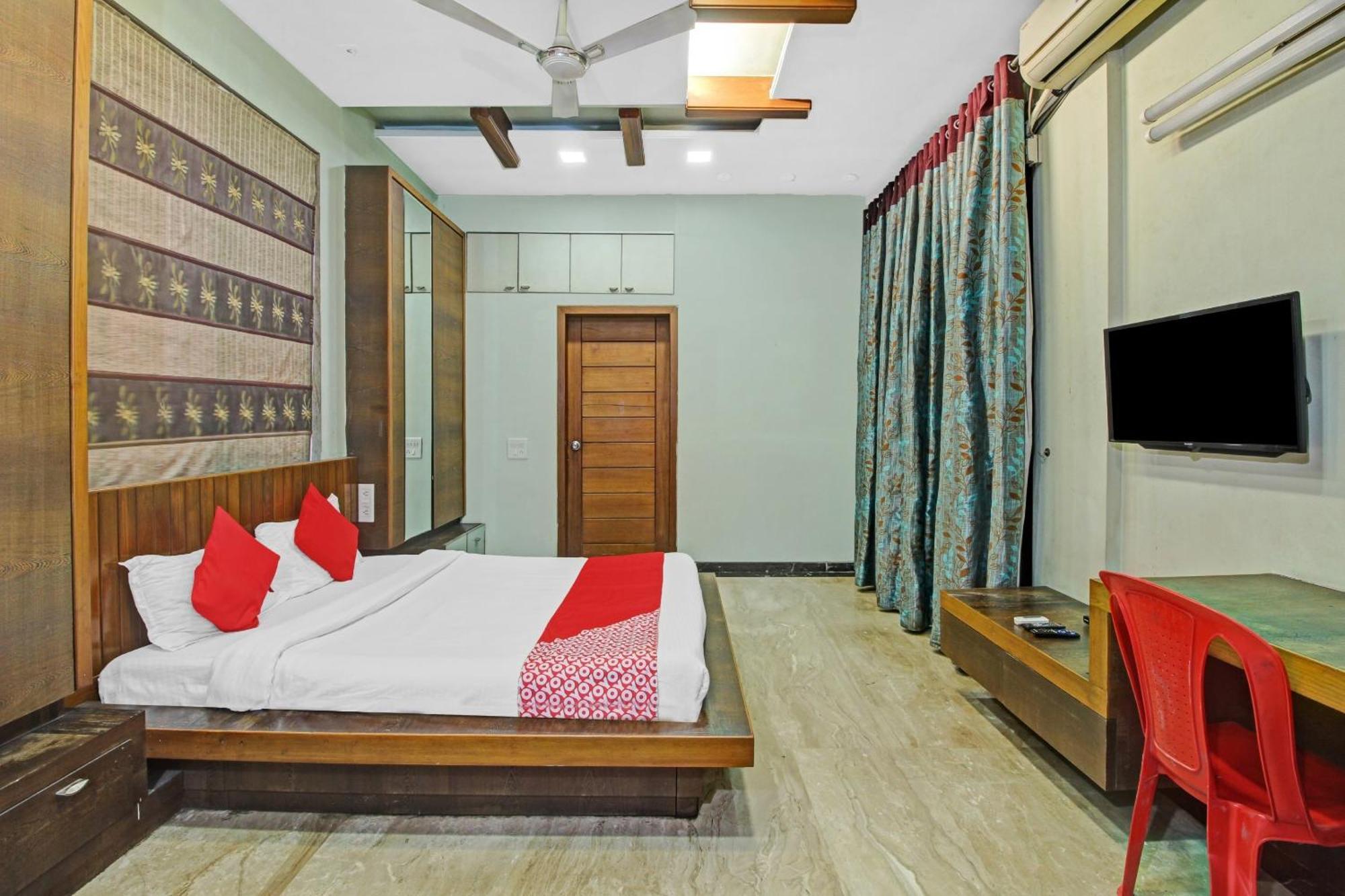 Hotel O Kalkaji Delhi New Delhi Exterior photo